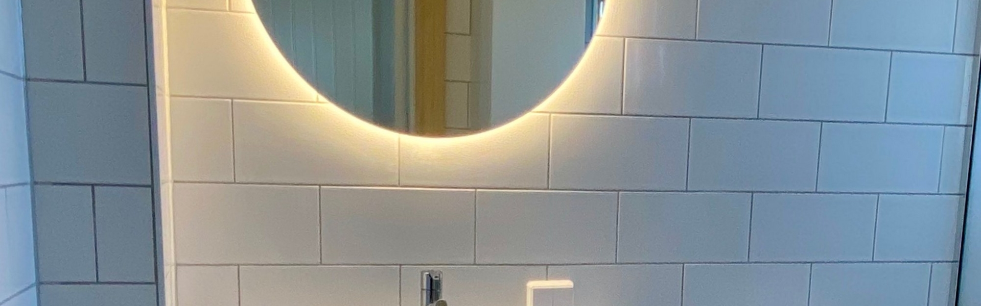 jndbyggteknik58 Vitt och fräscht kakel